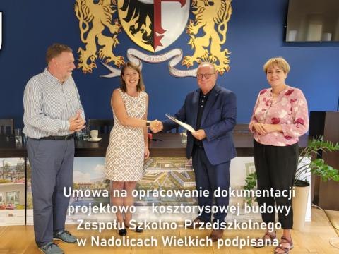 Umowa na opracowanie dokumentacji projektowo – kosztorysowej budowy Zespołu Szkolno-Przedszkolnego w Nadolicach Wielkich podpisana.