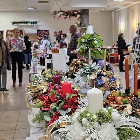 Jarmark świąteczny w Chrząstawie