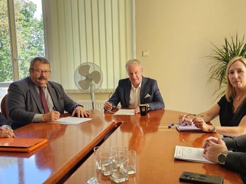 Współpraca z Gminą Jelcz-Laskowice – wspólne działania na rzecz rozwoju infrastruktury i transportu