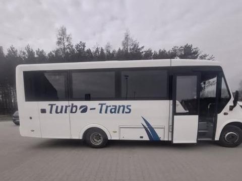 Chrząstawy mają szkolny autobus!
