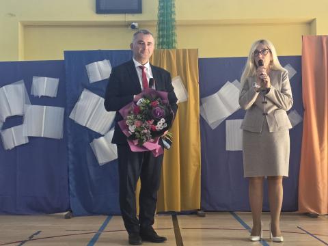 Apel z okazji Dnia Edukacji Narodowej w Kamieńcu Wrocławskim