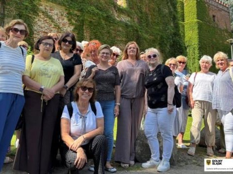 Seniorzy z gminy Czernica z wizytą w Żmigrodzie